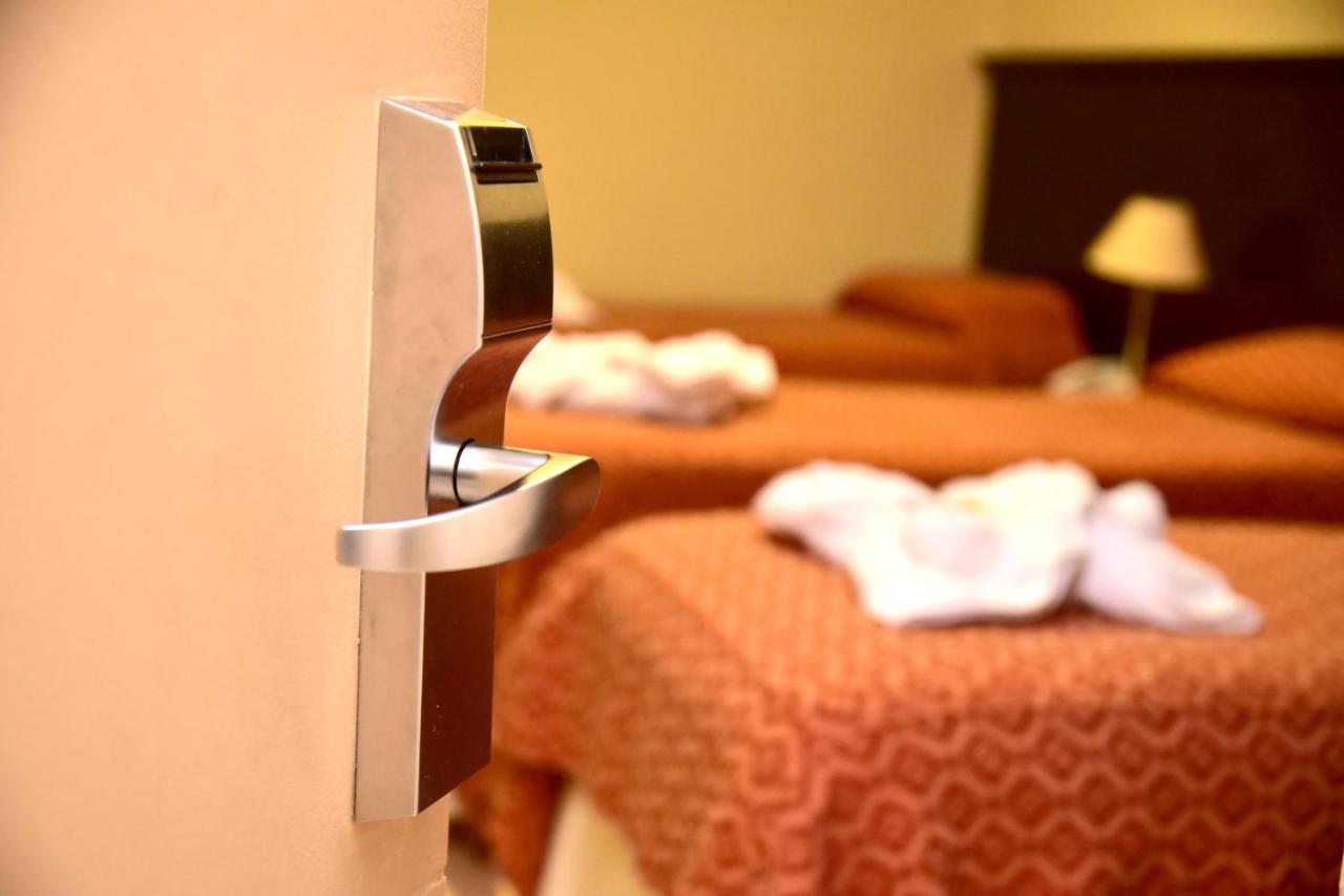 Hotel Confianza Корриентес Экстерьер фото