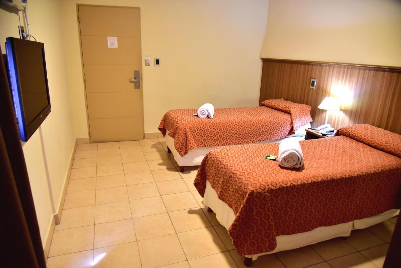 Hotel Confianza Корриентес Экстерьер фото